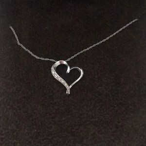 Jared white gold heart necklace